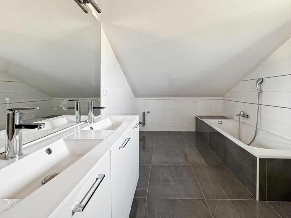  vendre  Maison Divonne-les-Bains (01220)