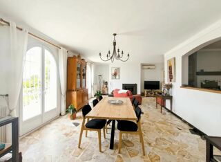  Propriété/château à vendre 9 pièces 224 m²