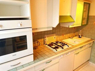  Appartement à louer 4 pièces 95 m²