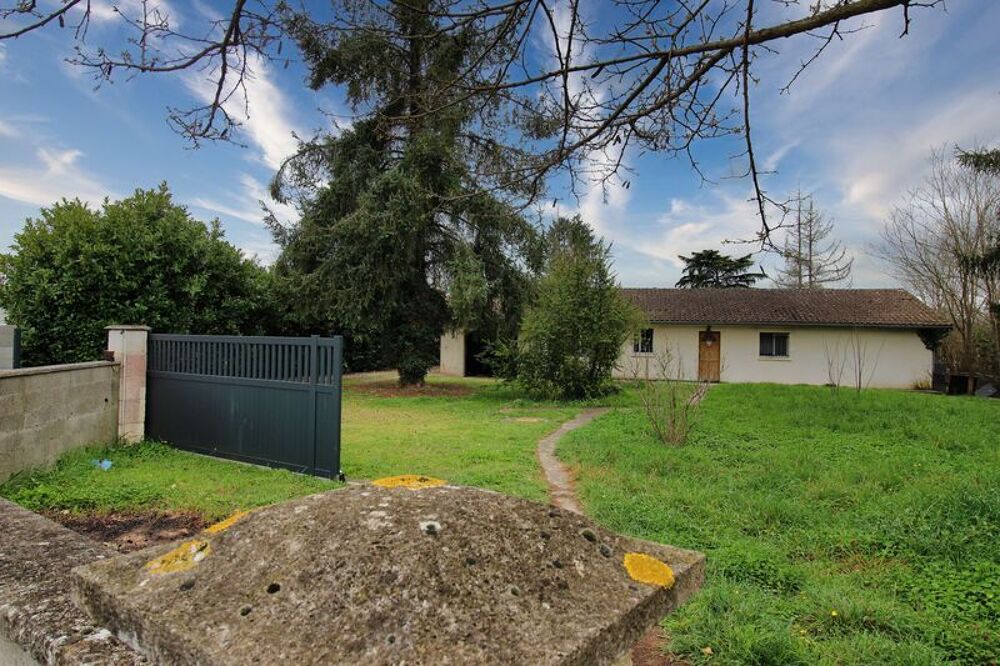 Maison familiale 120 m²  Terrain 2 500 m² piscinable  Saint-Denis-de-Pile