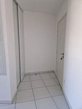  Appartement à louer 2 pièces 44 m²