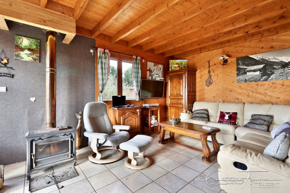 Maison 142 m² + dépendances  5 000 m² de terrain  Environnement exceptionnel & fort potentiel