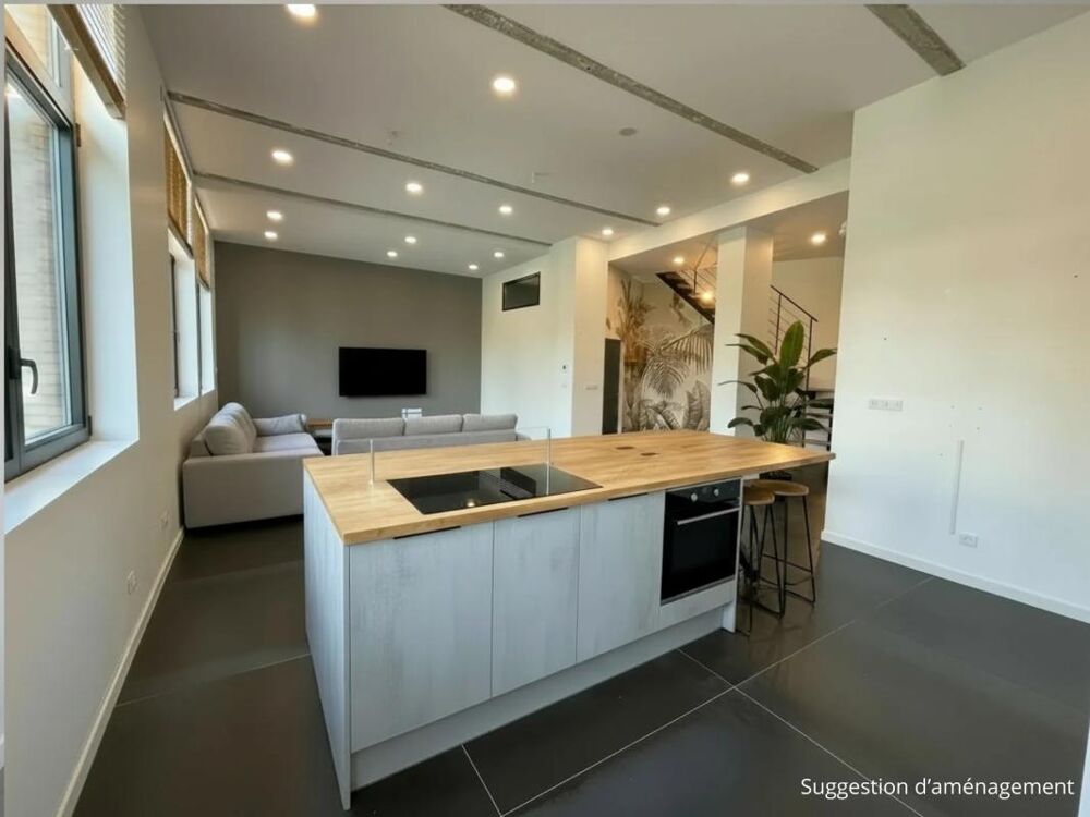 Vente Loft Loft de 7 pièces de 153 m² situé à Tourcoing Tourcoing