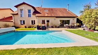  Maison à vendre 8 pièces 236 m²