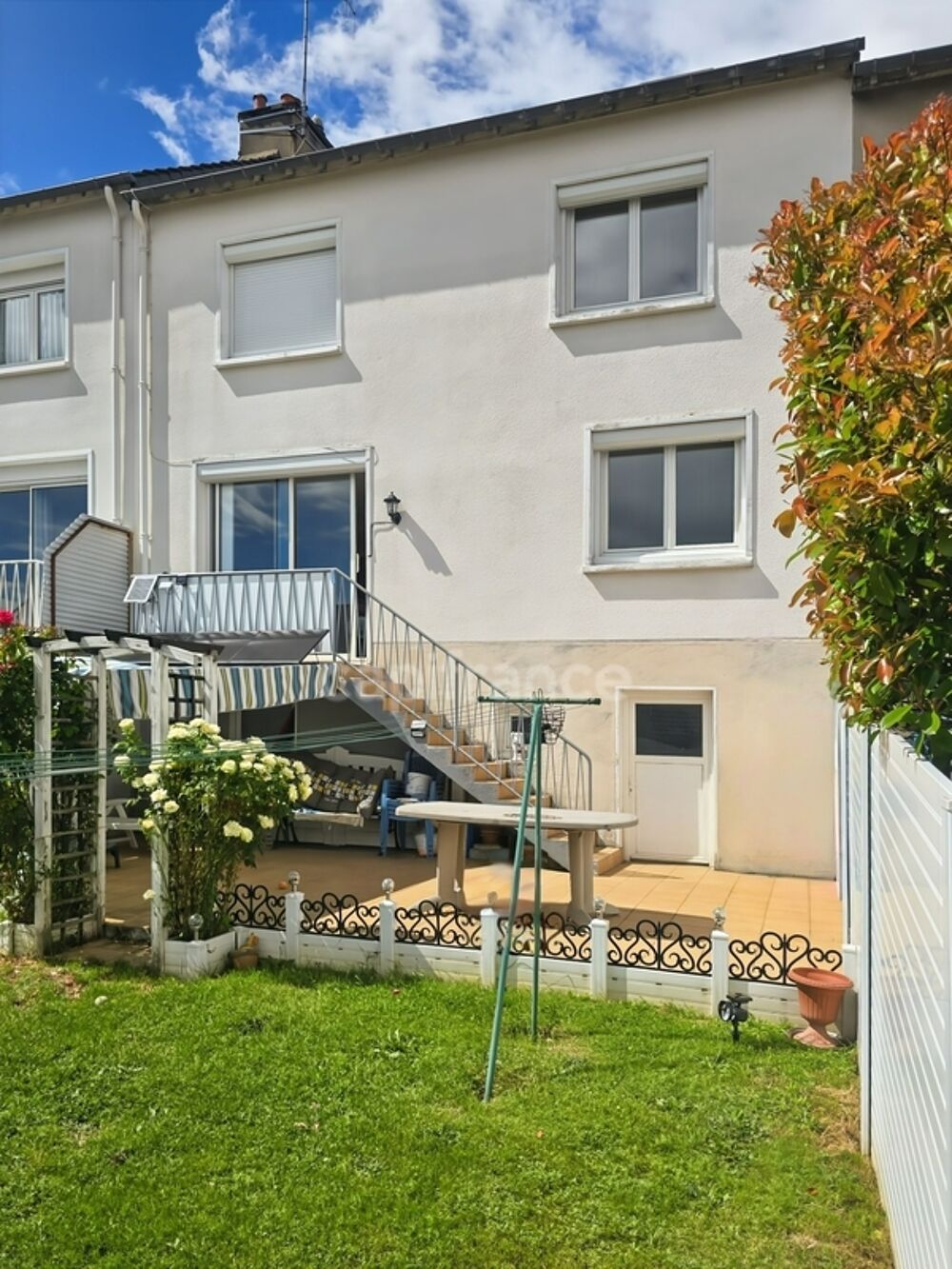 Une belle opportunité entre Les Maillets et Premartine ! Maison familiale de 94 m² idéalement située, qui n'attend plus que votr