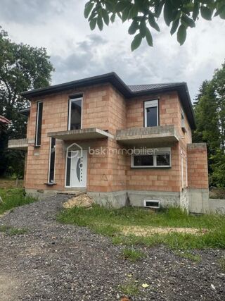  Maison  vendre 5 pices 195 m