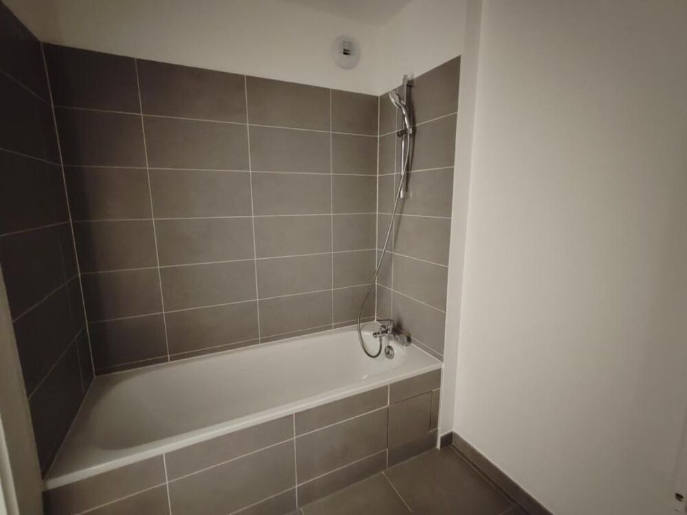 Location Appartement T3 avec terrasse et parking à TAVERNY Taverny
