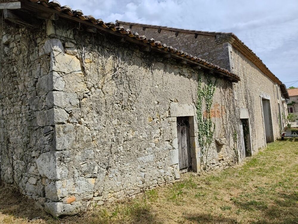 Grange à vendre 1 pièces VARAIGNES (24)