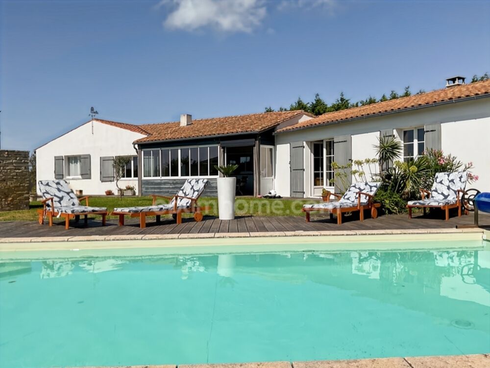 villa à vendre 6 pièces SAINT CLEMENT DES BALEINES (17)