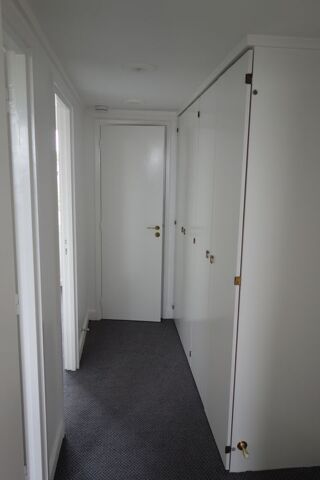  Appartement à louer 3 pièces 70 m²