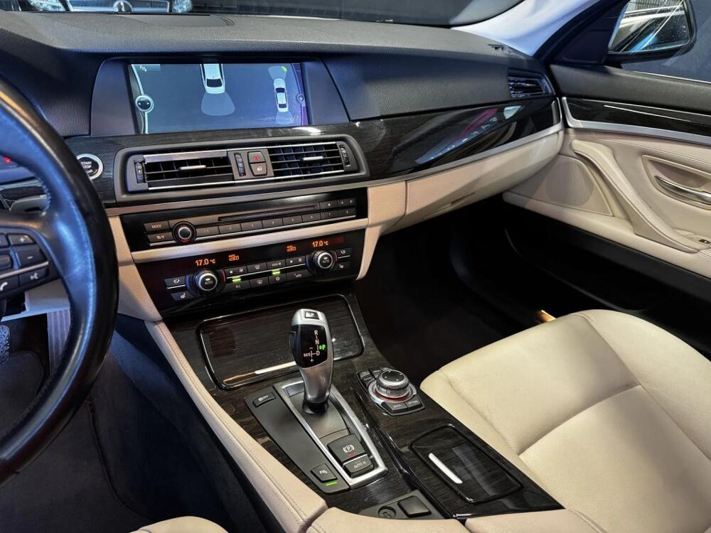 S&eacute;rie 5 530d Confort LUXURY 2012 occasion 87280 Limoges