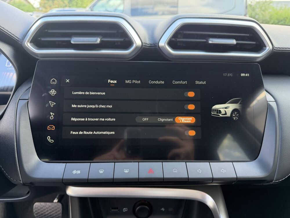 MG.ZS III 1.5 HYBRID+ 197 LUXURY 2026 occasion 35690 Acign&eacute;