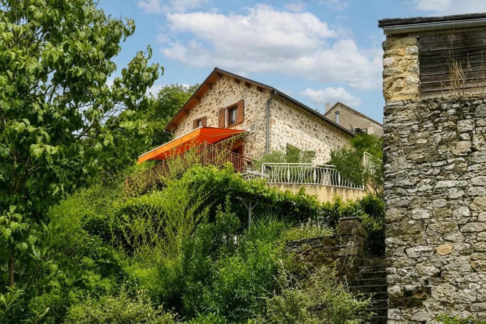 Maison en pierres de 140 m² avec vue panoramique sur Najac