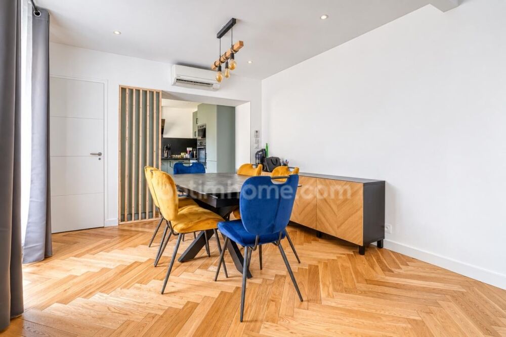 Vente Maison LE RAINCY – 5 PIÈCES – DÉPENDANCE – GARAGE – GARE À PIED Le raincy