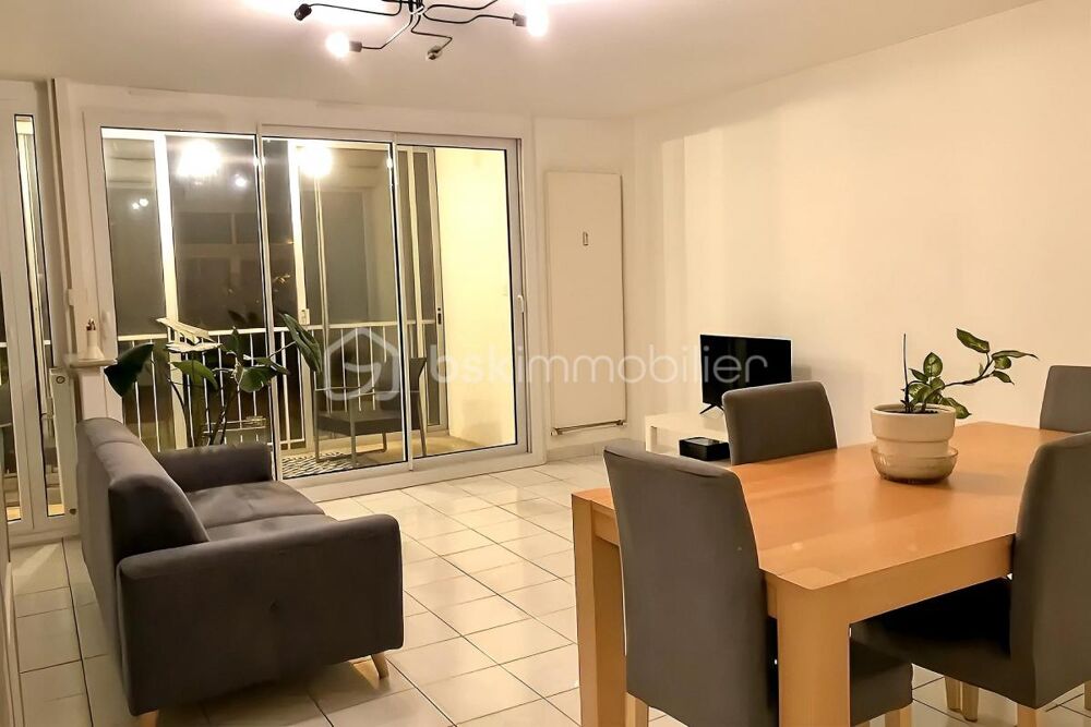 Vente Appartement Rennes : T4 rénové de 77m² - Calme et confort Rennes
