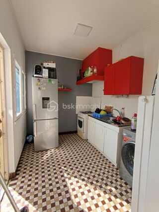  Immeuble � vendre 8 pi�ces 111 m�