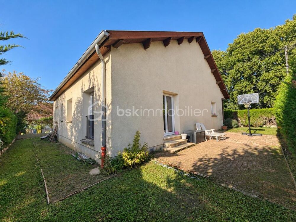 SPACIEUSE MAISON FAMILIALE INDIVIDUELLE 177 M2 RIVE DROITE