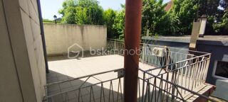  Immeuble � vendre 12 pi�ces 242 m�