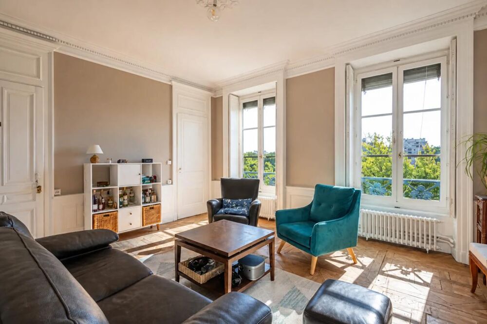 Vente Appartement T4 114 m2+ CAVES - 69004 LYON - COURS D'HERBOUVILLE Lyon 4
