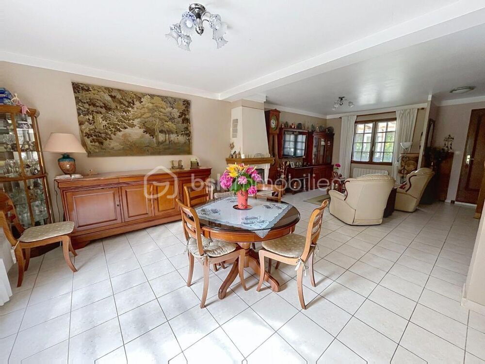 MAISON FAMILIALE