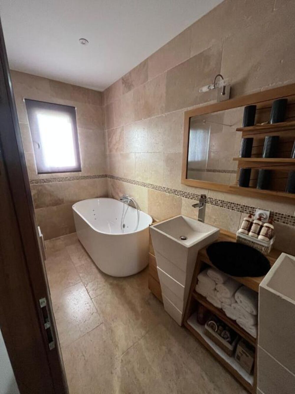 Tout proche de Saint-André de Cubzac, à Virsac - Maison Moderne 2021 -102 M2 - 4 PIECES - 3 CHAMBRES