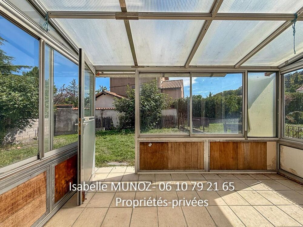 Vente Maison Perignat Les Sarlieve : Maison F4 avec jardin, terrasse et près de 90 m² de dépendances Perignat les sarlieve