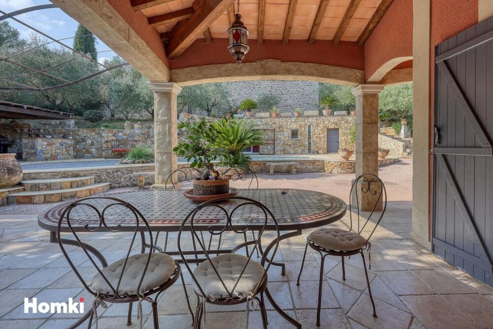 � vendre  Villa Rocbaron (83136)