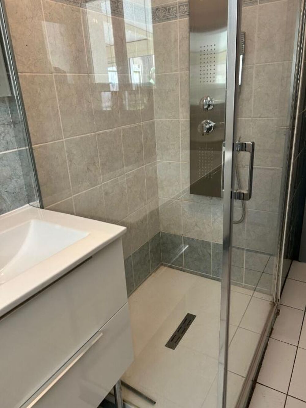 Vente Maison Maison Eysines 9 pièce(s) 185 m2 Eysines