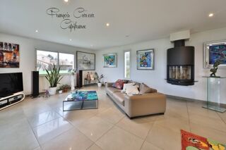  Maison � vendre 6 pi�ces 210 m�