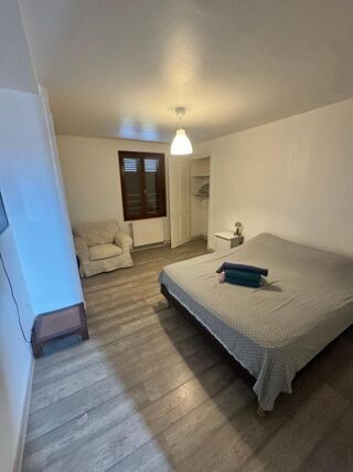  Appartement à louer 4 pièces 71 m²