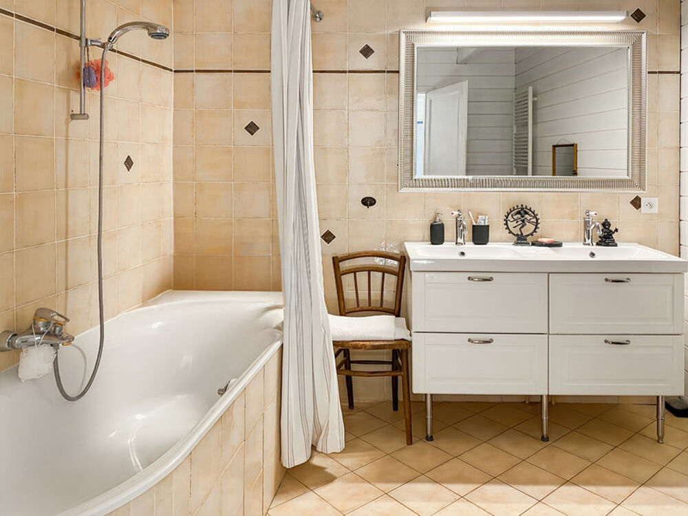  vendre  Maison Grilly (01220)