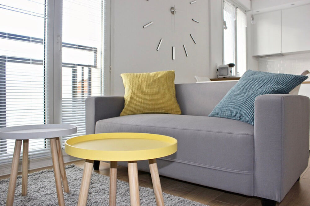 Location Appartement Dpt Marne (51), à louer REIMS, boulevard Pasteur, un appartement T1 au second étage meublé Reims