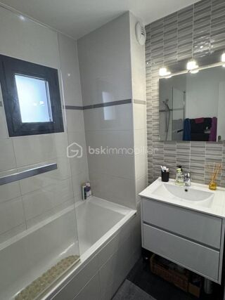  Appartement � vendre 4 pi�ces 98 m�