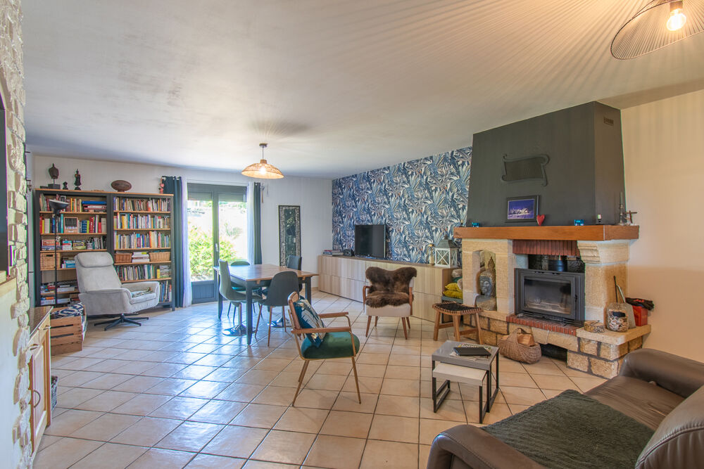 Maison Saint Hilaire De Court 7 pièce(s) 152.06 m2