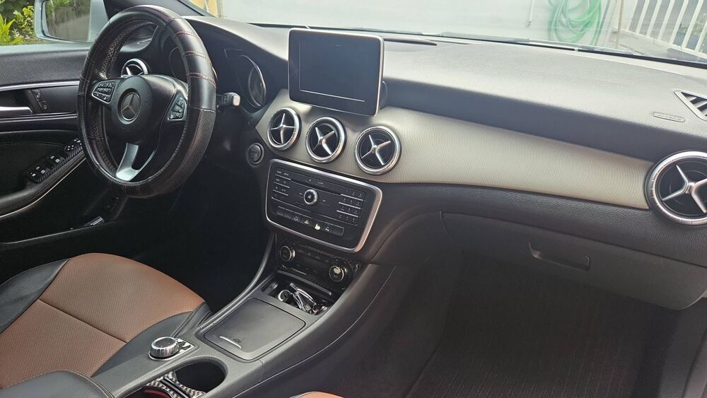 Classe CLA 220 CDI 177 7G-DCT Executive - Automatique 2016 occasion 97233 Schoelcher