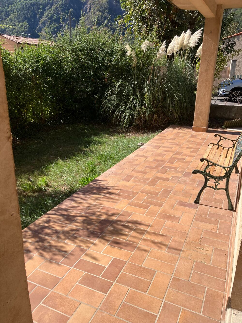 Vente Maison Maison avec deux logements, grand jardin et vue imprenable sur les montagnes Digne les bains