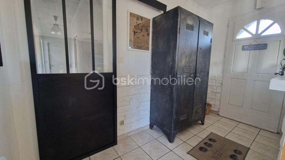 Maison de plain-pied avec beau terrain piscinable