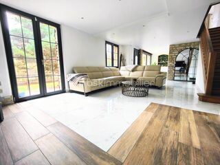  Maison à vendre 14 pièces 224 m²