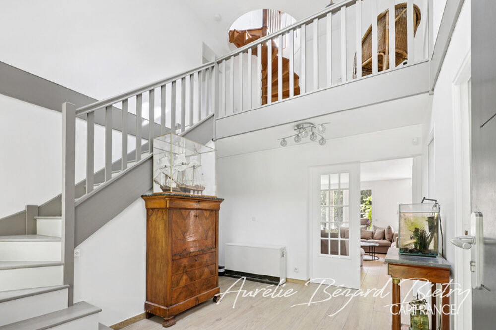 Vente Maison Maison familiale lumineuse à proximité du centre-ville Vaucresson