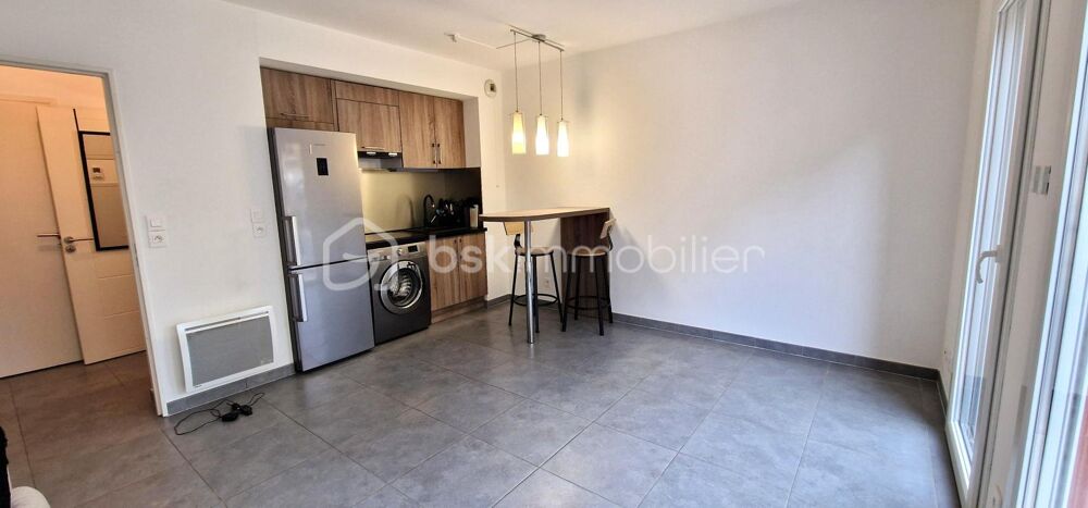 ? Beau studio récent avec terrasse, vue dégagée & aperçu mer  6? étage