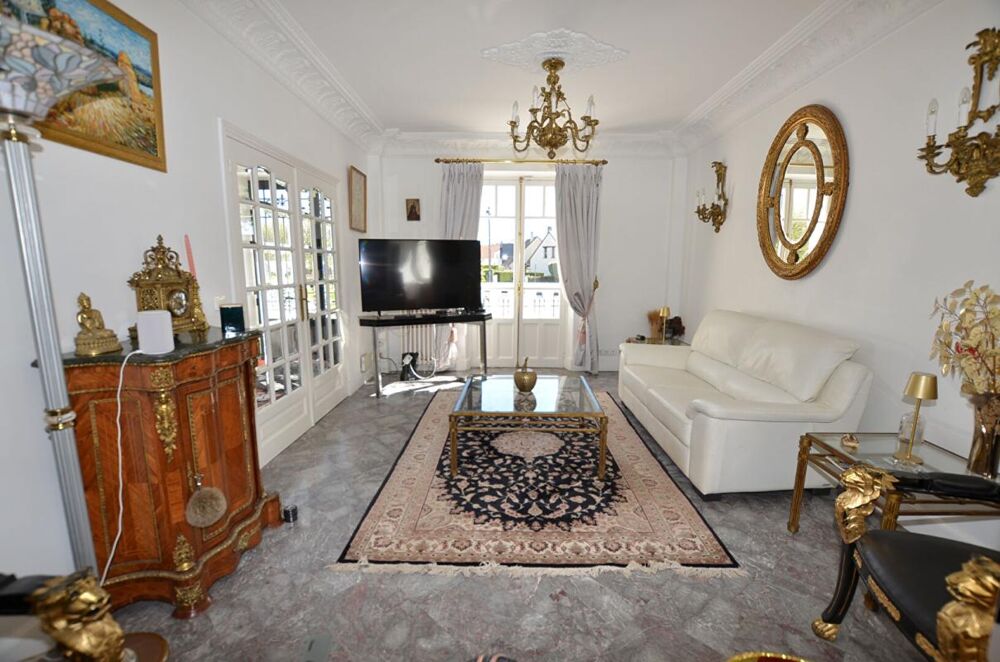 Maison 8 pièce(s) 205 m² (3 logements séparés)
