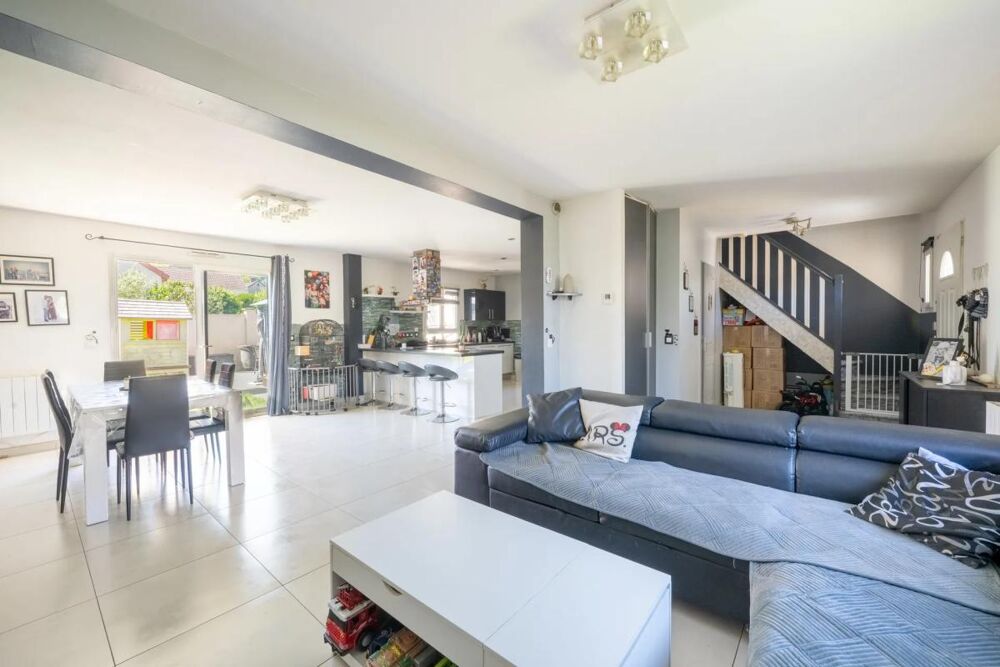 Vente Maison Maison de 10 pièces de 201 m² à Mézières-sur-Seine Mezieres sur seine