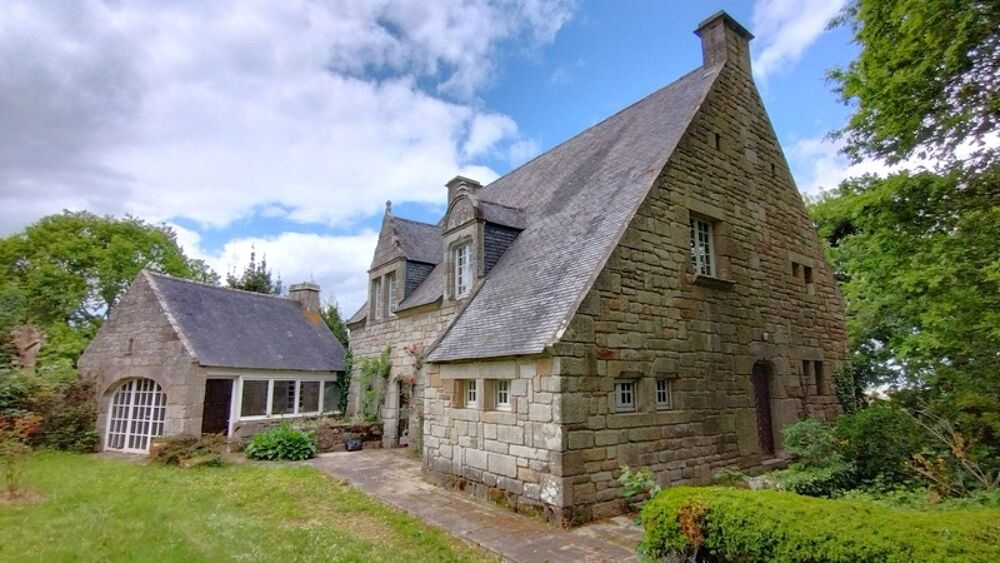A VENDRE Locronan propriété, maison de maître et maison de garde