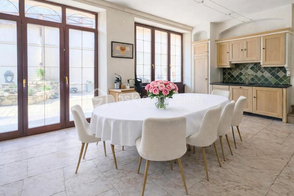 ? Propriété de charme au coeur du vignoble champenois  173 m² 