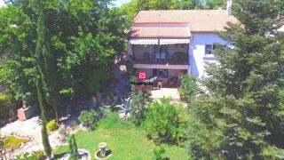  Maison à vendre 12 pièces 322 m²