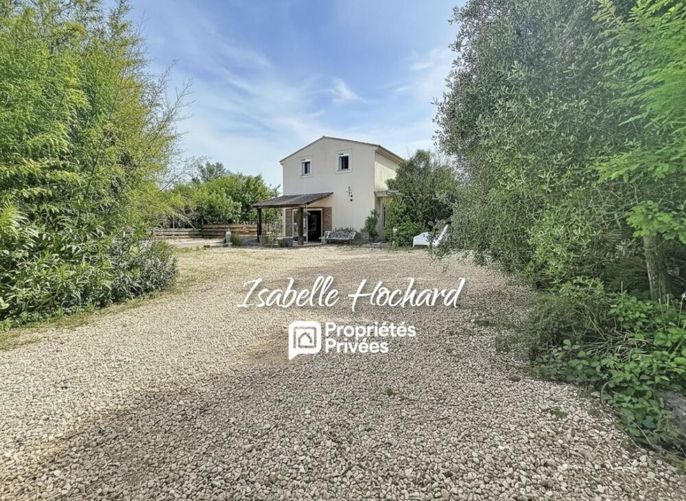 Propriété de charme Ancien moulin rénové de 253 m² habitables sur plus de 8 000 m² de terrain Néoules