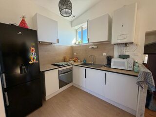 Vente Appartement LES SABLES D'OLONNE (85100) - A 2 PAS DU REMBLAI ET DU PORT APPARTEMENT T4 ATYPIQUE AVEC PETITE VUE MER Les sables d olonne