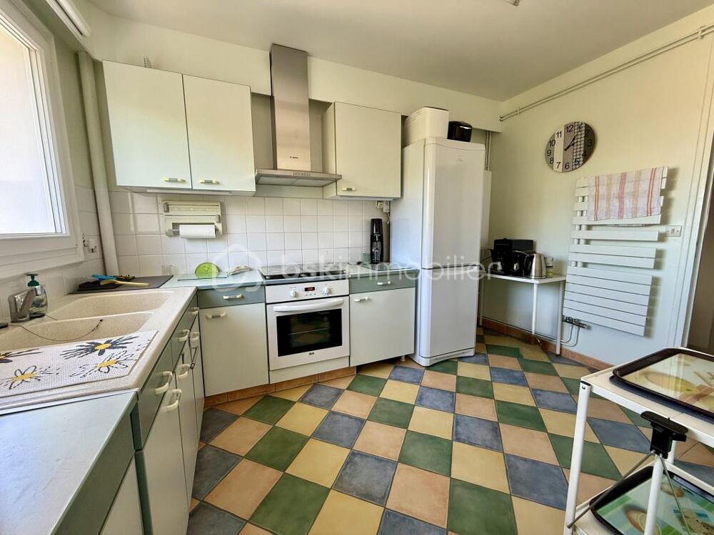 Appartement 4P 92m2 au 3ème et dernier étage dans une petite copropriété avec balcon à 10 minutes des plages