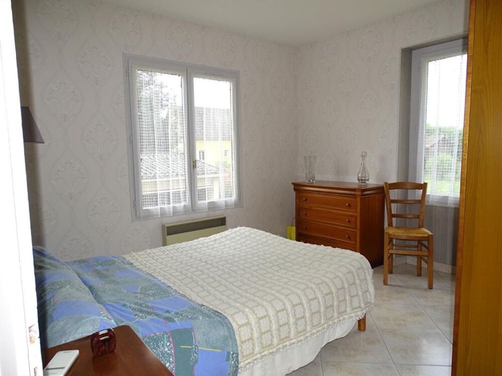 Vente Maison Maison Thonac 6 pièce(s) 89.40 m2 Thonac