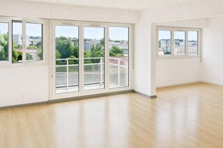  Appartement à vendre 4 pièces 1050 m²